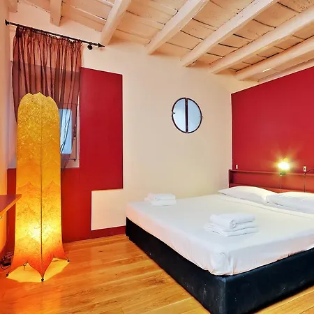 Trastevere Charming Studio | Romeloft